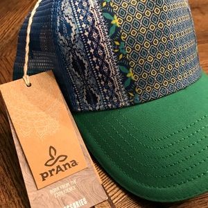 prAna La Viva trucker hat
